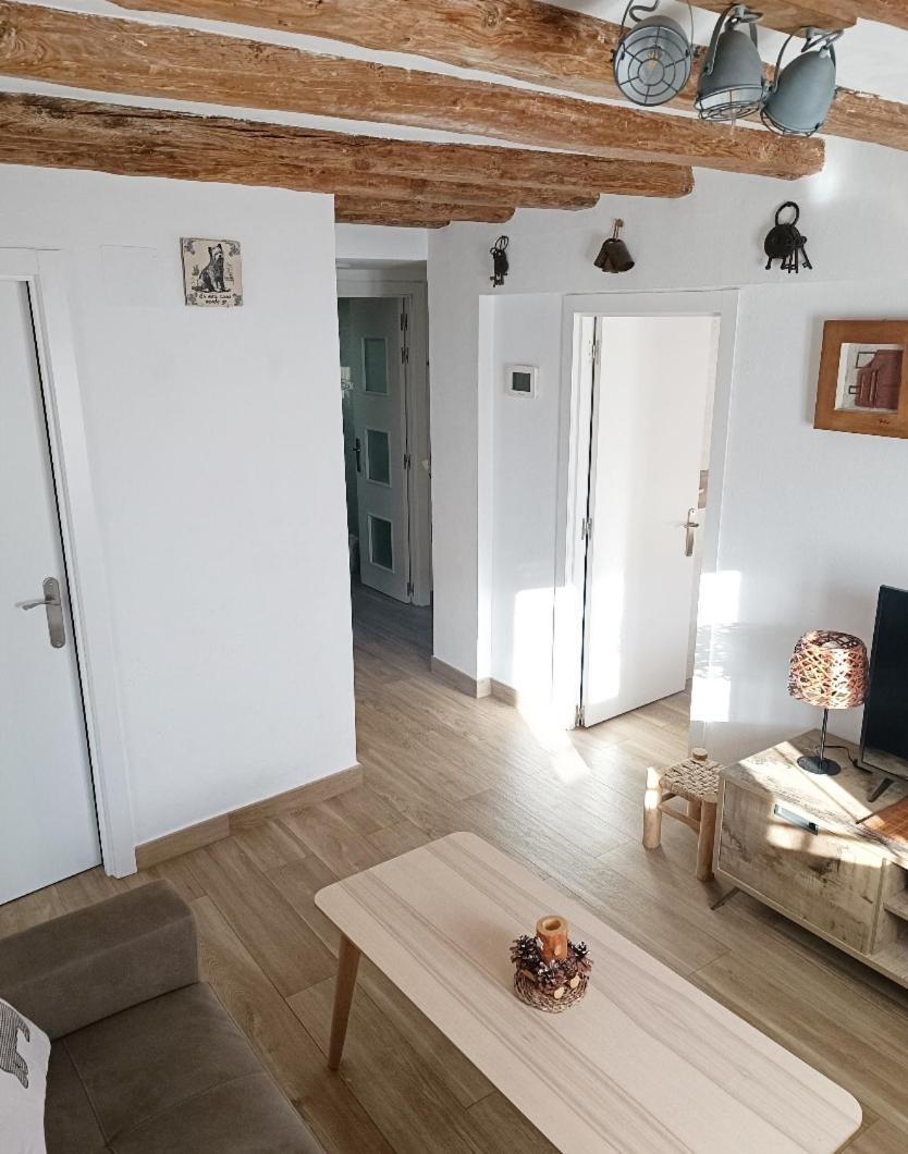 Apartament Turistic Campdevánol Kültér fotó
